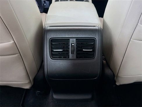 Used 2018 Honda Accord Touring image 27