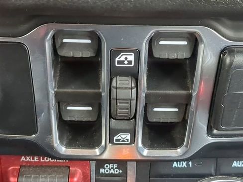 Used 2025 Jeep Wrangler Unlimited Sport S 4xe AWD/4WD image 25