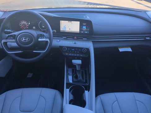 New 2026 Hyundai Elantra Limited image 16