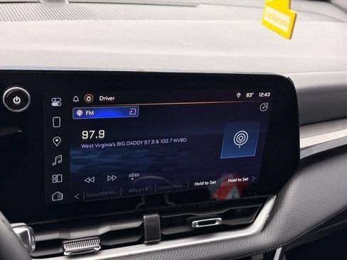 Used 2025 Chevrolet Equinox LT AWD/4WD image 19