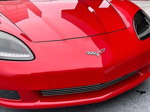 Used 2006 Chevrolet Corvette Coupe w/ Roof Package image 29