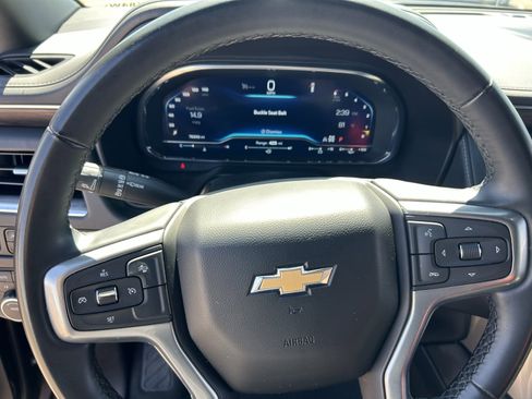 Used 2024 Chevrolet Suburban LT image 13