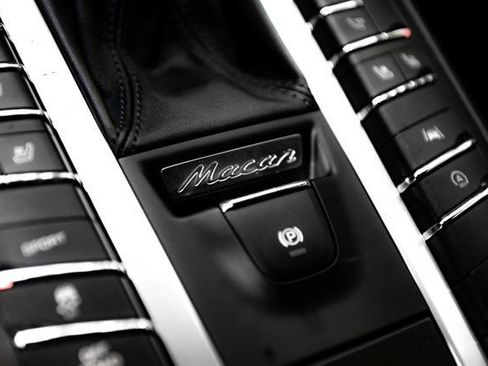 Used 2021 Porsche Macan S AWD/4WD image 46
