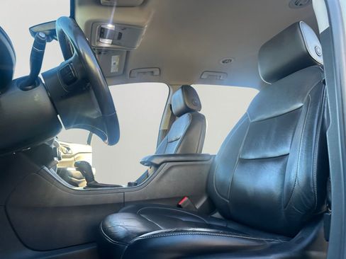 Used 2017 GMC Acadia SLT image 22