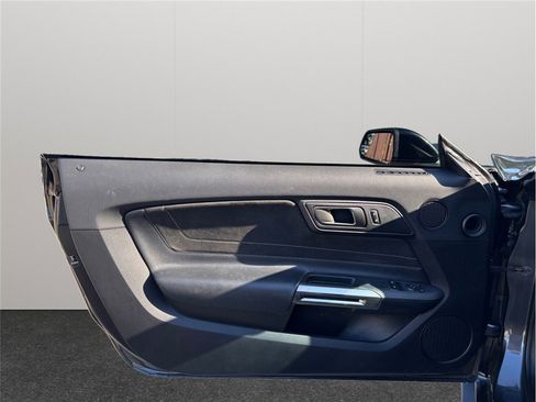 Used 2017 Ford Mustang Shelby GT350 w/ Electronics Package image 19