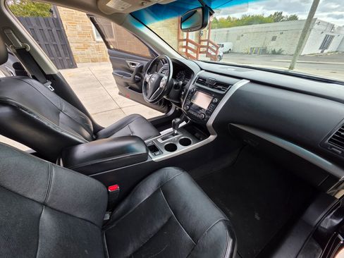 Used 2013 Nissan Altima 2.5 SL w/ Technology Pkg FWD image 27