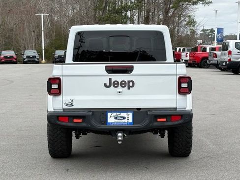 Used 2024 Jeep Gladiator Mojave image 4