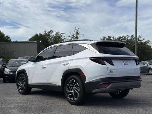 Used 2025 Hyundai Tucson Limited FWD image 10