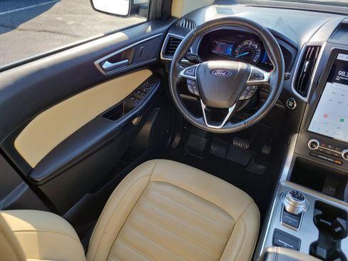 Used 2022 Ford Edge SEL w/ Convenience Package AWD/4WD image 17