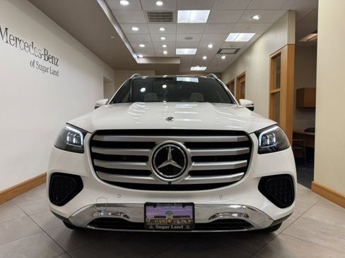 Certified 2025 Mercedes-Benz GLS 450 4MATIC image 2