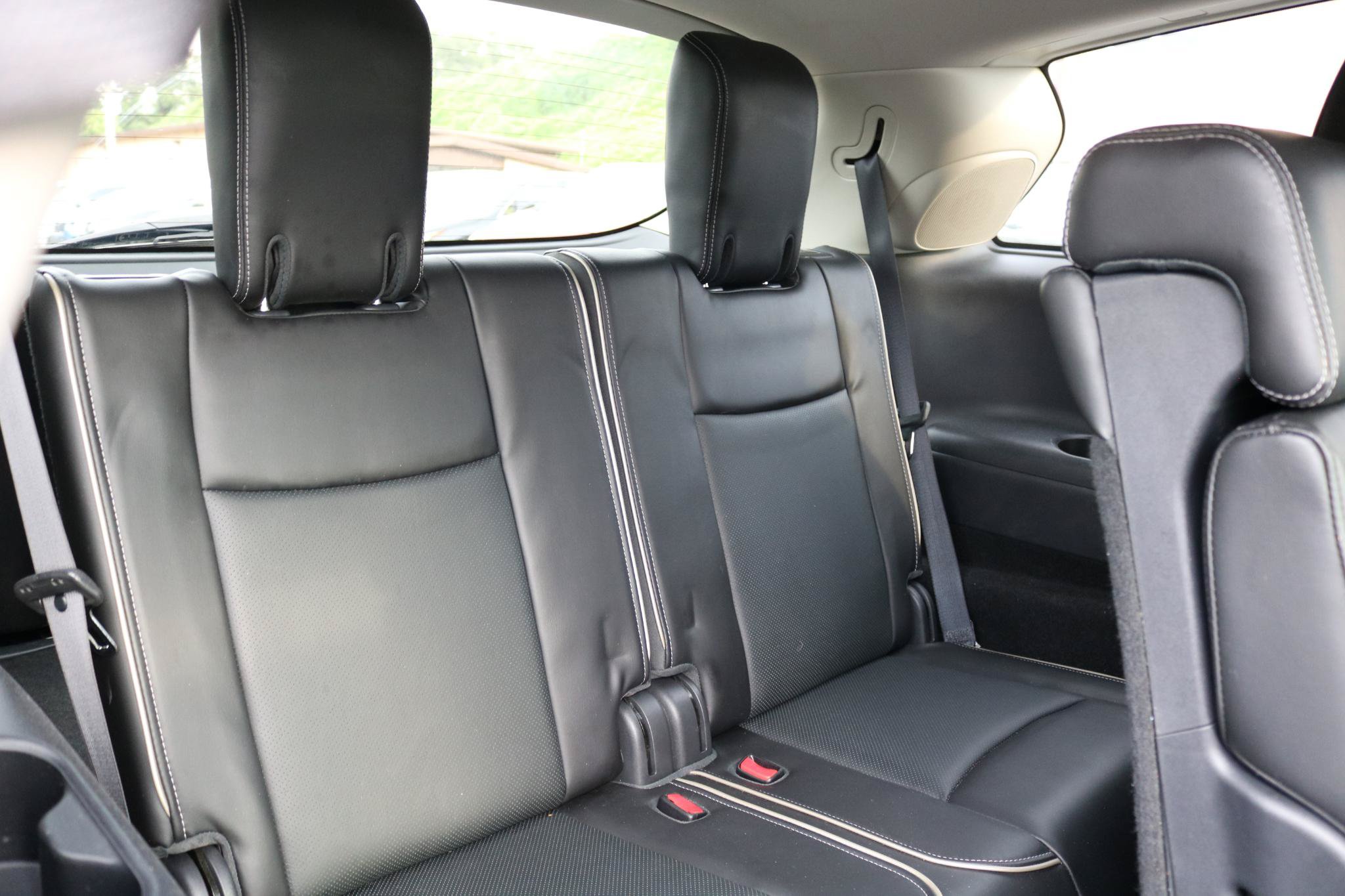 Used 2016 INFINITI QX60 Luxe AWD/4WD image 44