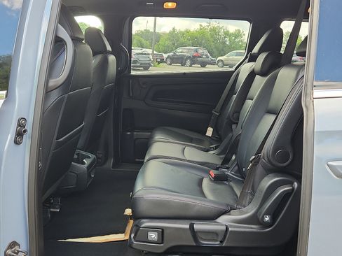Used 2023 Honda Odyssey Sport image 10