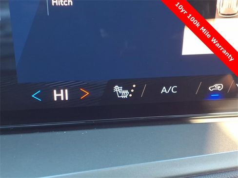 New 2026 Chevrolet Traverse LT w/ Sun and Wheel Package image 21