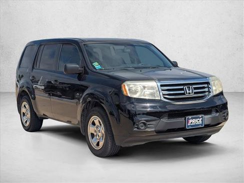 Used 2015 Honda Pilot LX image 3