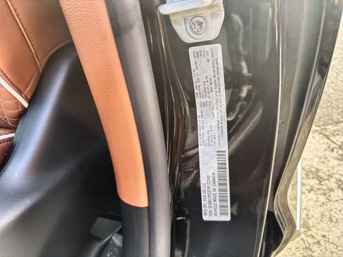 New 2026 Chrysler Pacifica Pinnacle image 30