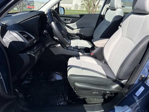 Used 2024 Subaru Forester Premium AWD/4WD image 24