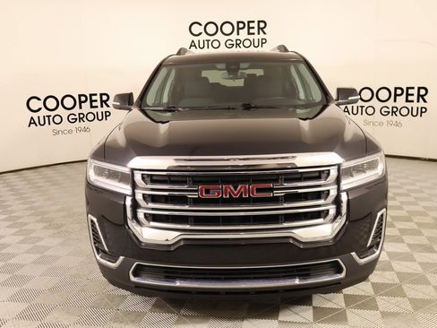 Used 2023 GMC Acadia SLE w/ Driver Convenience Package image 9