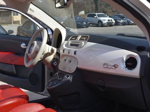 Used 2015 FIAT 500 Lounge w/ Luxury Leather Package image 40