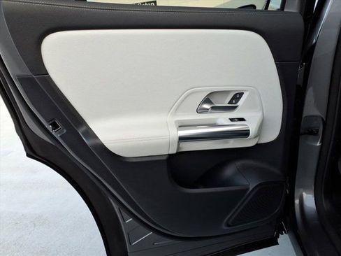 Certified 2022 Mercedes-Benz GLA 250 GLA 250 image 17