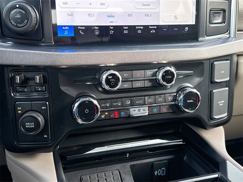 Used 2026 Ford F450 Platinum w/ Platinum Plus Package image 21