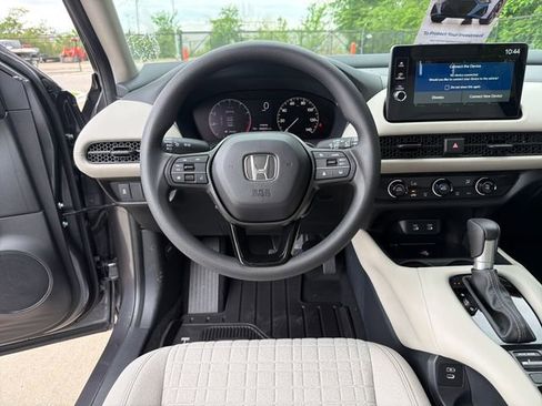 New 2026 Honda HR-V LX image 16
