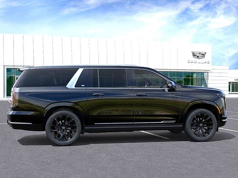 New 2026 Cadillac Escalade ESV Luxury w/ Touring Package AWD/4WD image 5