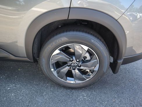 New 2026 Nissan Rogue SV w/ SV Premium Package image 9