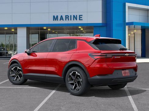 New 2026 Chevrolet Equinox EV LT w/ Comfort Package FWD image 3