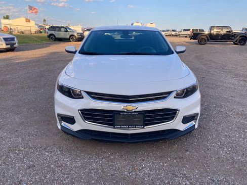 Used 2018 Chevrolet Malibu LT FWD image 10
