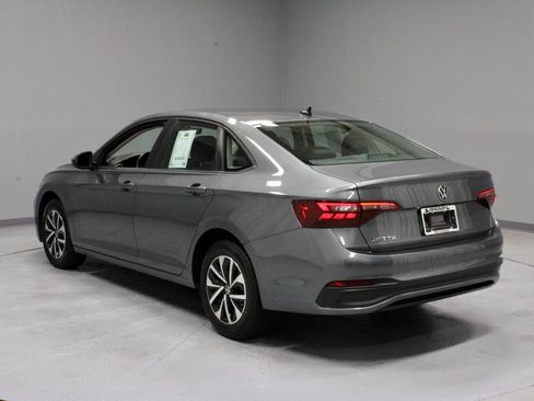 Used 2024 Volkswagen Jetta S FWD image 8