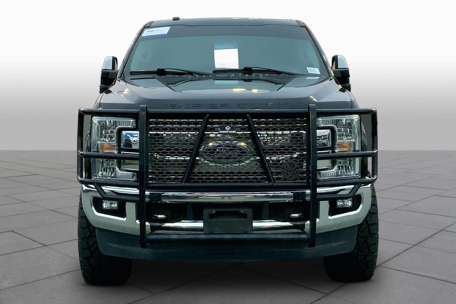 Used 2018 Ford F250 Lariat w/ Chrome Package AWD/4WD image 4
