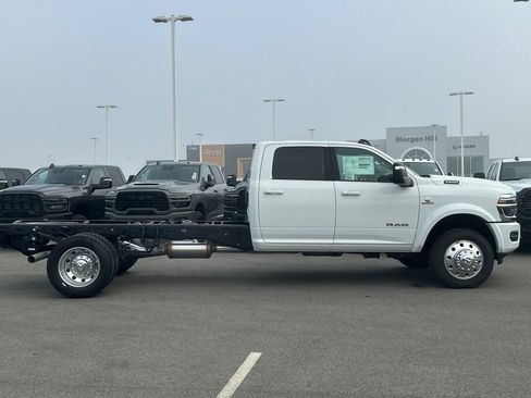 New 2026 RAM 5500 Tradesman w/ Laramie Trim Package image 3