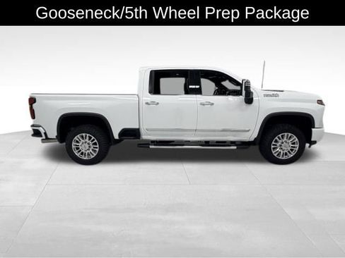 Certified 2025 Chevrolet Silverado 2500 High Country w/ Technology Package AWD/4WD image 7
