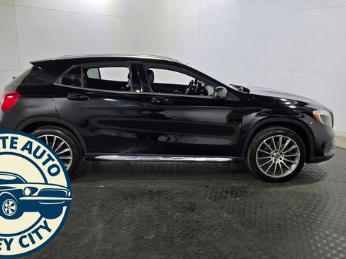 Used 2019 Mercedes-Benz GLA 250 GLA 250 image 8