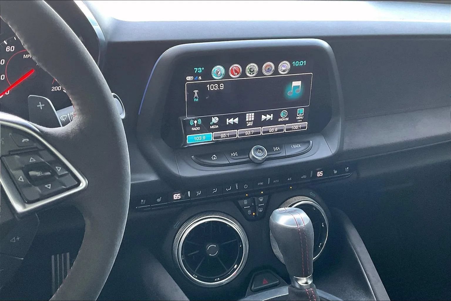 Used 2018 Chevrolet Camaro ZL1 RWD image 13