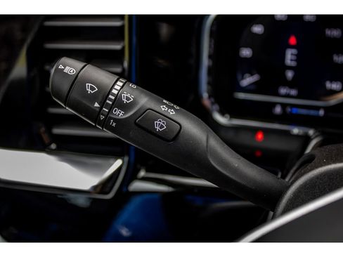 New 2025 GMC Sierra 2500 SLT w/ SLT Premium Package image 29