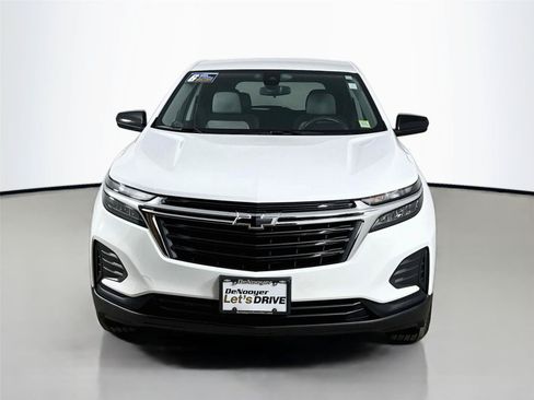 Used 2023 Chevrolet Equinox LS w/ LS Convenience Package AWD/4WD image 4