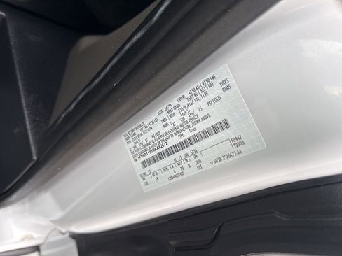 Used 2024 Ford Transit 250 Low Roof w/ Exterior Upgrade Package image 28