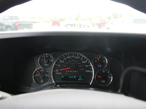 New 2026 Chevrolet Express 3500 Extended w/ Driver Convenience Package RWD image 26