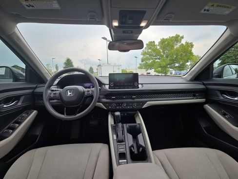 Used 2024 Honda Accord EX image 14