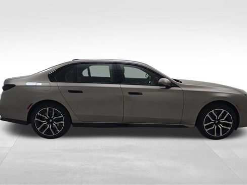 New 2026 BMW 740i xDrive AWD/4WD image 10