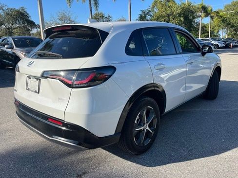 Used 2025 Honda HR-V EX-L image 4