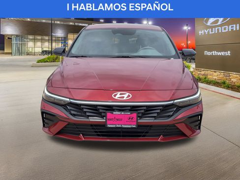 Certified 2025 Hyundai Elantra Sport FWD image 5