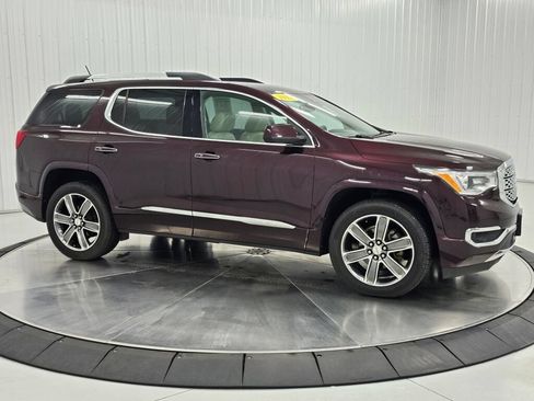 Used 2017 GMC Acadia Denali w/ Technology Package AWD/4WD image 7
