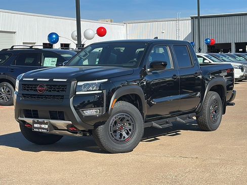 New 2026 Nissan Frontier PRO-4X w/ Tow Package image 2