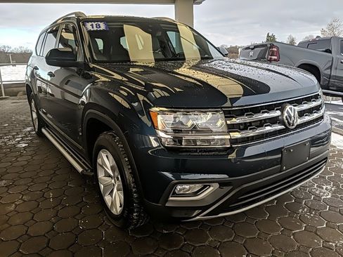 Used 2018 Volkswagen Atlas SEL image 3