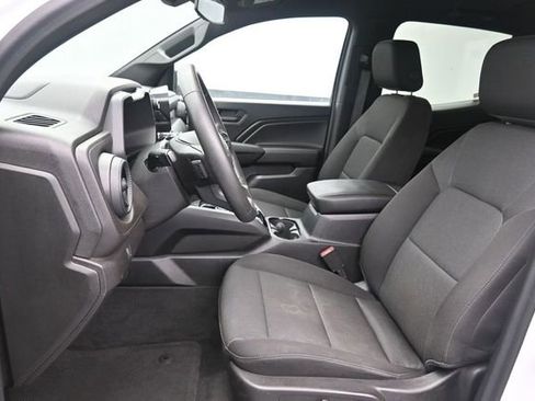 Used 2024 Chevrolet Colorado Trail Boss w/ Technology Package AWD/4WD image 27