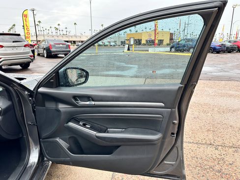 Used 2021 Nissan Altima 2.5 SV image 26