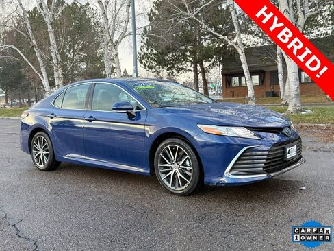 Used 2024 Toyota Camry XLE image 2