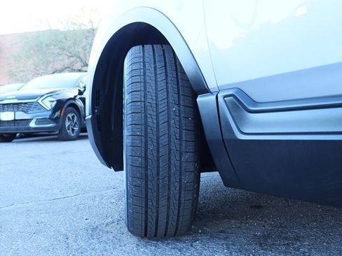 Used 2018 Honda CR-V EX image 6